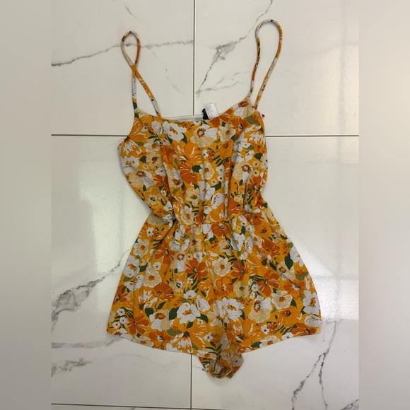 Divided Orange and Cream Floral Dress Size M - Picture 4 of 5